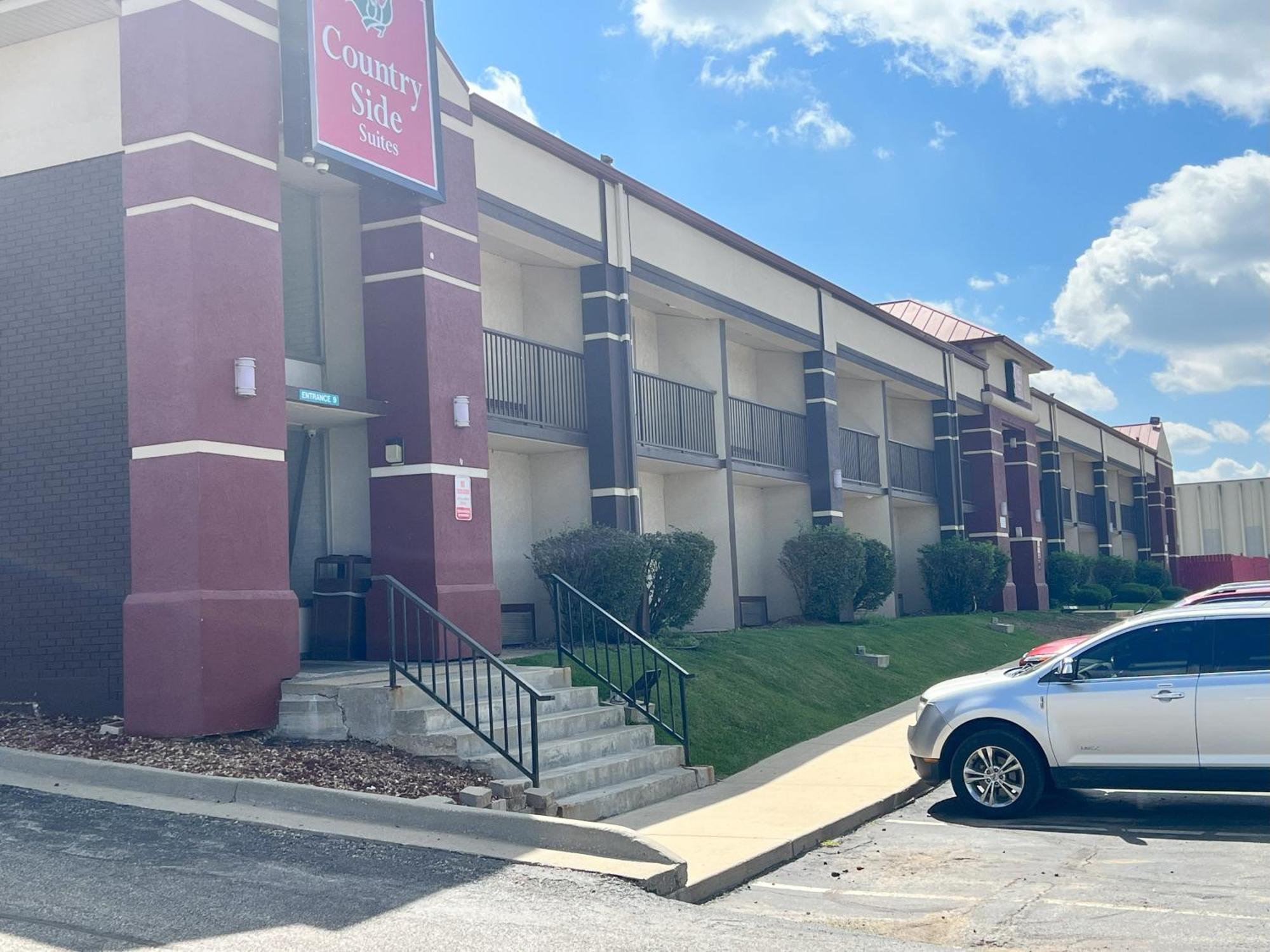 Countryside Suites Kansas City Independence I-70 East Sports Complex Hotel Εξωτερικό φωτογραφία